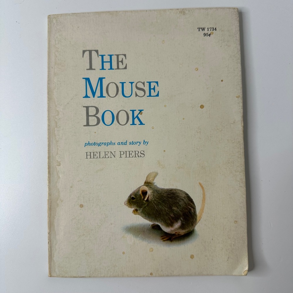 The Mouse Book Helen Piers 1st Printing 1970 Scholastic Vintage Paperback